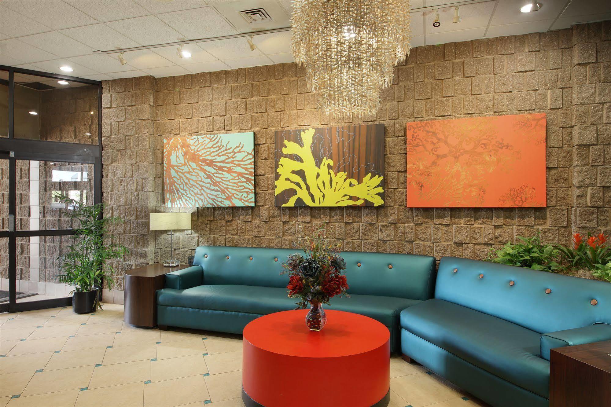 The Barclay Towers Hotel And Resort Βιρτζίνια Μπιτς Εξωτερικό φωτογραφία
